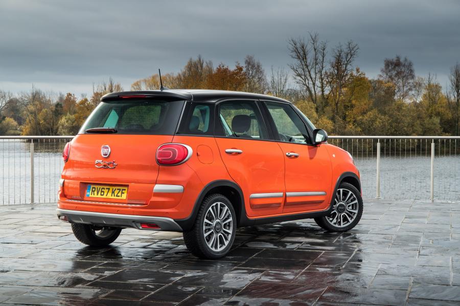  Fiat 500L Cross (330) 2017 года  (UK) (фото 7 из 89)